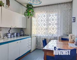 2-к квартира, вторичка, 54м2, 9/10 этаж