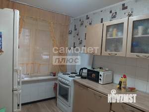 3-к квартира, вторичка, 65м2, 1/10 этаж