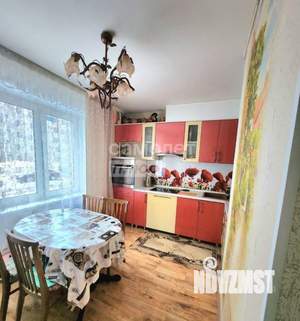 2-к квартира, вторичка, 62м2, 1/10 этаж