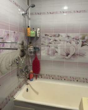 3-к квартира, вторичка, 63м2, 5/5 этаж