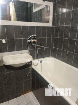 3-к квартира, вторичка, 63м2, 8/9 этаж