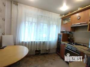 2-к квартира, вторичка, 53м2, 1/5 этаж