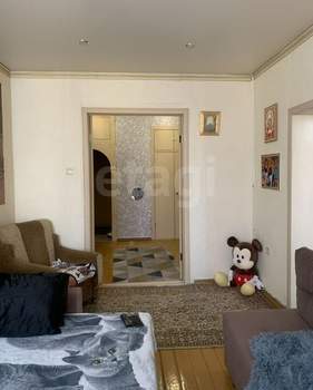 3-к квартира, вторичка, 70м2, 3/3 этаж