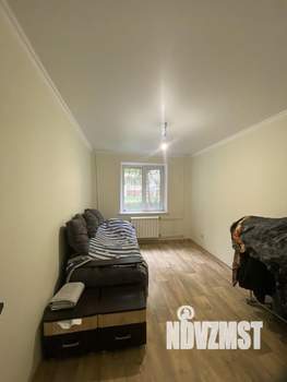 2-к квартира, вторичка, 54м2, 1/10 этаж