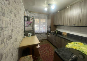 3-к квартира, вторичка, 65м2, 1/9 этаж