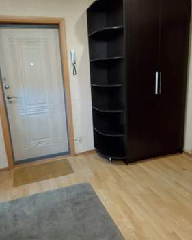 2-к квартира, вторичка, 58м2, 10/10 этаж