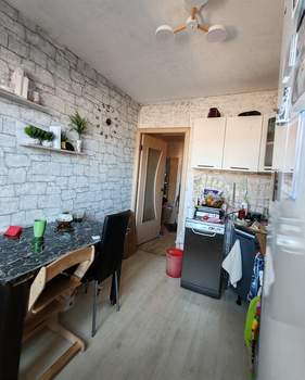 3-к квартира, вторичка, 65м2, 9/10 этаж