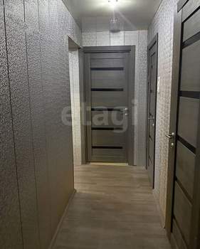 4-к квартира, вторичка, 77м2, 1/9 этаж