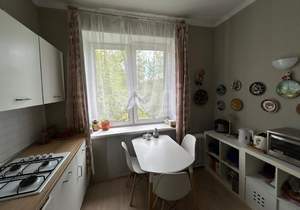 3-к квартира, вторичка, 74м2, 3/5 этаж