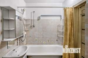 2-к квартира, вторичка, 64м2, 9/10 этаж