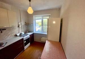 2-к квартира, вторичка, 46м2, 3/5 этаж