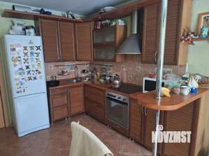 3-к квартира, вторичка, 100м2, 3/10 этаж