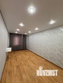 2-к квартира, вторичка, 61м2, 8/10 этаж