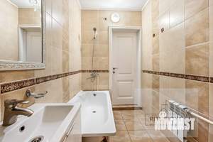 5-к квартира, вторичка, 40м2, 5/17 этаж