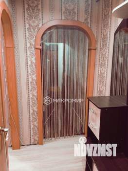 2-к квартира, вторичка, 44м2, 1/4 этаж