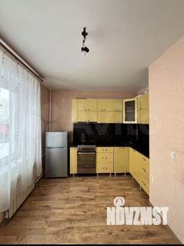 2-к квартира, вторичка, 62м2, 1/10 этаж