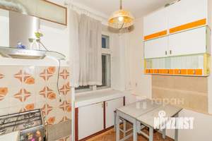 2-к квартира, вторичка, 61м2, 3/5 этаж