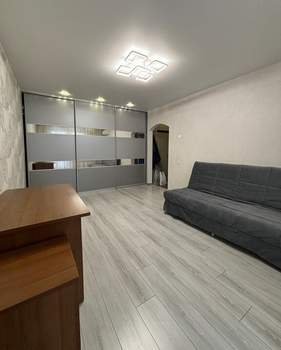 1-к квартира, вторичка, 41м2, 6/10 этаж