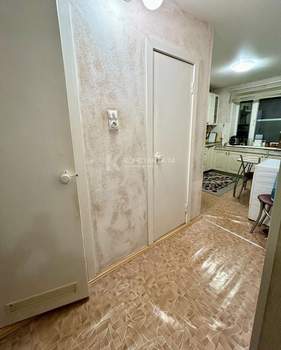 2-к квартира, вторичка, 53м2, 1/10 этаж