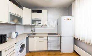 2-к квартира, вторичка, 57м2, 10/10 этаж