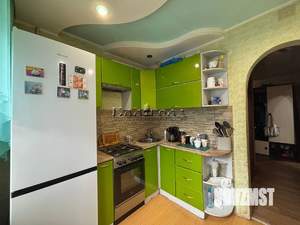 2-к квартира, вторичка, 43м2, 1/4 этаж