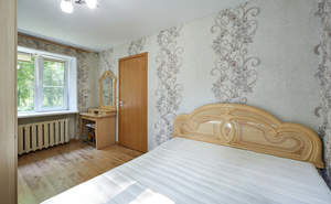 2-к квартира, вторичка, 39м2, 1/4 этаж