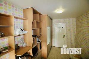 3-к квартира, вторичка, 58м2, 2/4 этаж