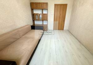 2-к квартира, вторичка, 51м2, 1/10 этаж