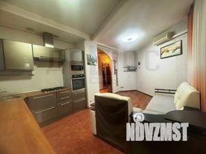 3-к квартира, вторичка, 70м2, 3/3 этаж