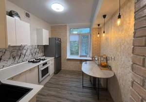 3-к квартира, вторичка, 71м2, 1/3 этаж