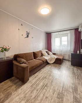Студия квартира, вторичка, 32м2, 10/10 этаж