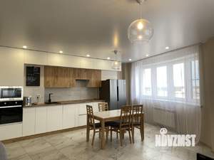 3-к квартира, вторичка, 96м2, 11/17 этаж