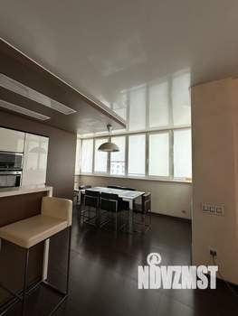 2-к квартира, вторичка, 100м2, 8/10 этаж