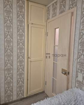 2-к квартира, вторичка, 42м2, 1/5 этаж