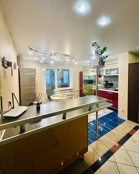 4-к квартира, вторичка, 123м2, 6/10 этаж