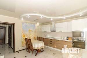 3-к квартира, вторичка, 82м2, 9/10 этаж