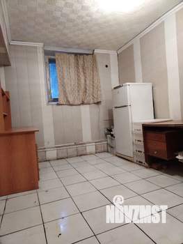 2-к квартира, вторичка, 49м2, 1/4 этаж
