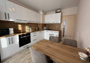3-к квартира, вторичка, 73м2, 8/10 этаж