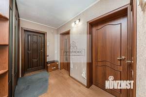 2-к квартира, вторичка, 56м2, 1/5 этаж