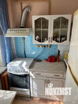 2-к квартира, вторичка, 42м2, 1/5 этаж