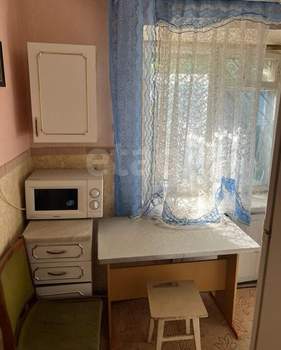 2-к квартира, вторичка, 42м2, 1/5 этаж