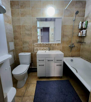 2-к квартира, вторичка, 62м2, 1/10 этаж