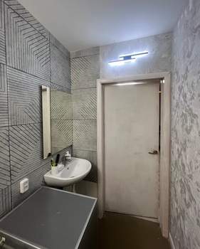 2-к квартира, вторичка, 50м2, 1/10 этаж