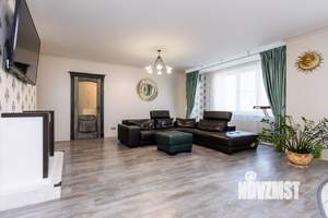 3-к квартира, вторичка, 115м2, 11/16 этаж