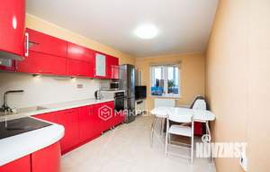 2-к квартира, вторичка, 70м2, 8/10 этаж