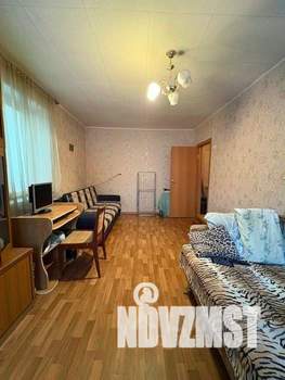 2-к квартира, вторичка, 43м2, 1/5 этаж