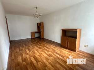 3-к квартира, вторичка, 61м2, 1/2 этаж