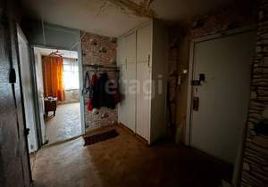 3-к квартира, вторичка, 63м2, 5/5 этаж