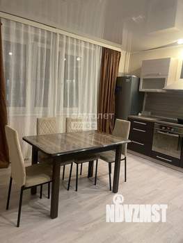 2-к квартира, вторичка, 65м2, 8/10 этаж