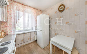 4-к квартира, вторичка, 73м2, 6/9 этаж